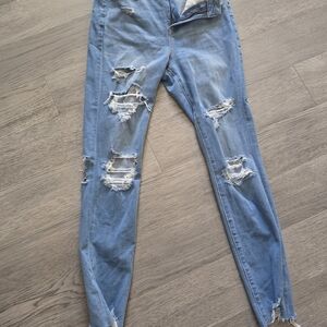 American Eagle Outfitters Light Blue Distressed Skinny Jeans